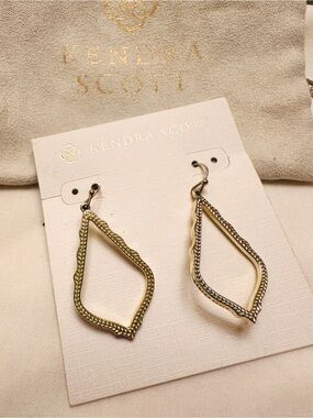 Kendra Scott Sophia  Textured Teardrop Hoop Earrings Gold Plate